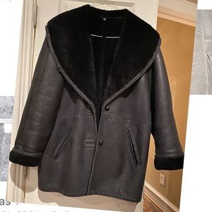 VINTAGE CALAFATE SHEEPSKIN SHERPA COAT!